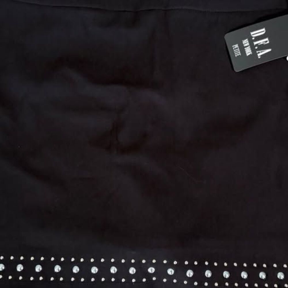 It’s a SKORT! |Size 14P - Picture 4 of 6